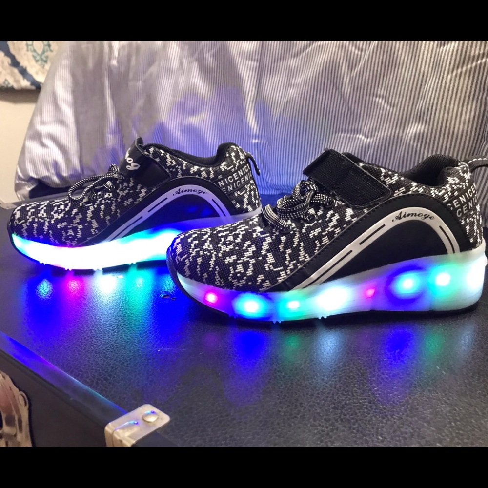 Heely Shoes